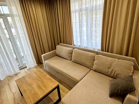 квартира за адресою Михайла Максимовича вул. (Онуфрія Трутенка), 28-Б