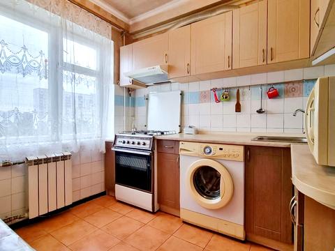 квартира за адресою Дніпровська набережна вул., 11-А