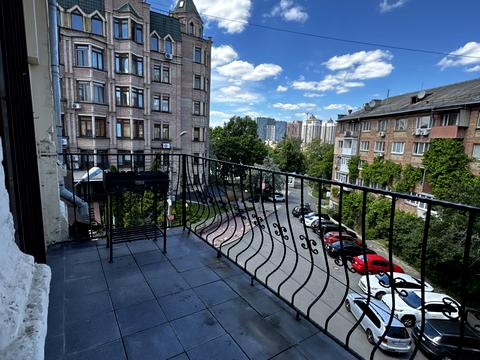 квартира за адресою Кудрявська вул., 16