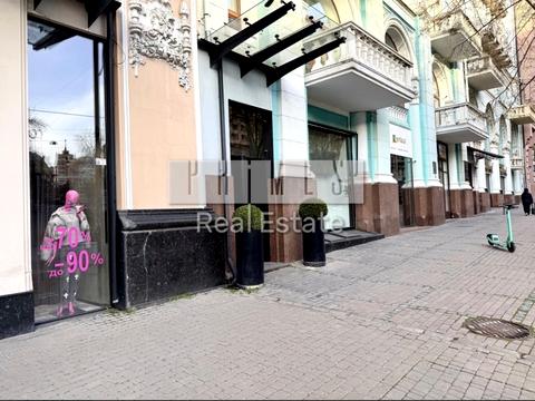 комерційна за адресою Архітектора Городецького вул., 11-А