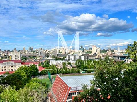 квартира за адресою Стадіонна вул., 13