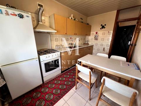 квартира за адресою Стадіонна вул., 13