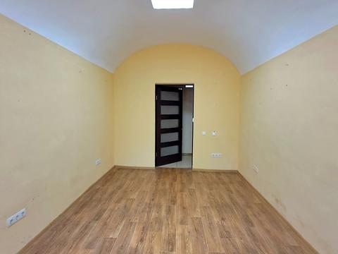 коммерческая по адресу Киев, Ивана Мазепы ул. (Січневого Повстання), 6