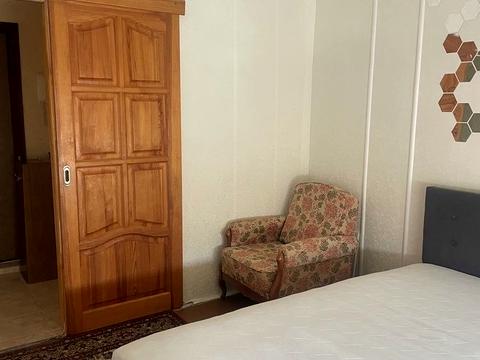 квартира за адресою Академіка Булаховського вул., 30
