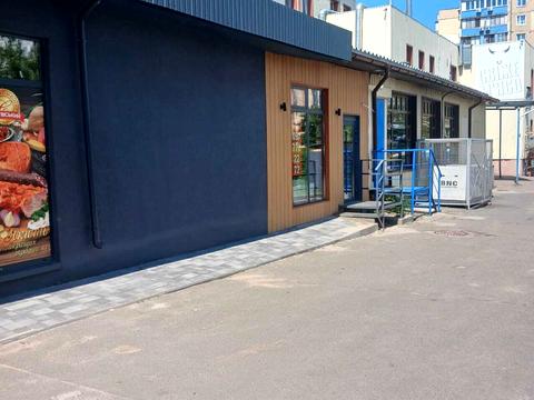 коммерческая по адресу Червоной Калины просп. (Владимира Маяковского), 26