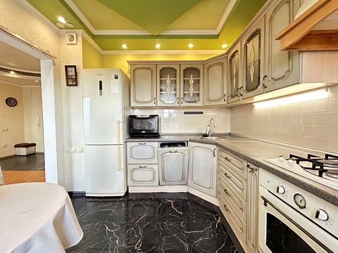 квартира по адресу Миколы Бажана просп., 5-Е