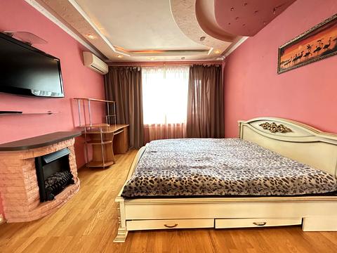 квартира по адресу Миколы Бажана просп., 5-Е