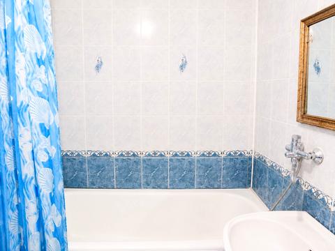 квартира за адресою В'ячеслава Чорновола вул., 42-Б