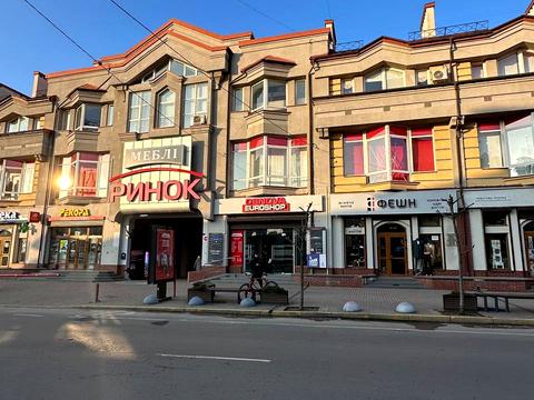 комерційна за адресою Івано-Франківськ, Кардинала Любомира Гузара вул., 43