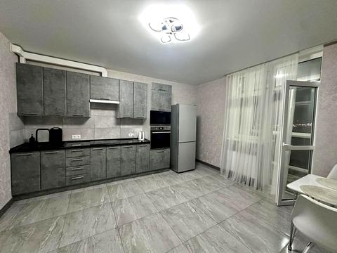 квартира за адресою Ревуцького вул., 40-Б