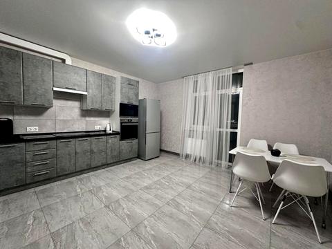 квартира за адресою Ревуцького вул., 40-Б