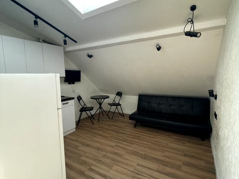 квартира за адресою Бишівська вул., 7
