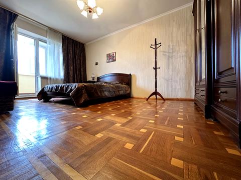 квартира за адресою Срібнокільська вул., 8-А