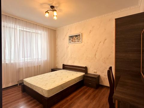 квартира за адресою Височана вул., 18 к1