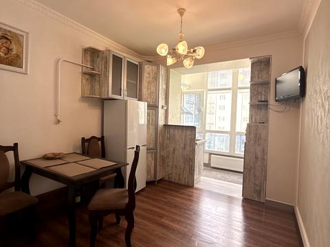 квартира за адресою Височана вул., 18 к1