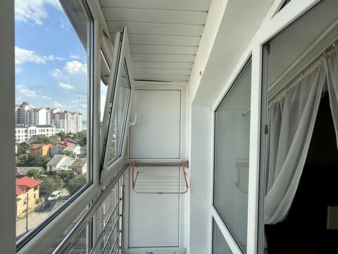 квартира за адресою Степана Бандери вул., 37