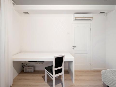 квартира за адресою Автозаводська вул., 61