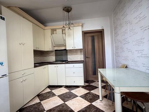 квартира за адресою Степана Бандери вул., 37