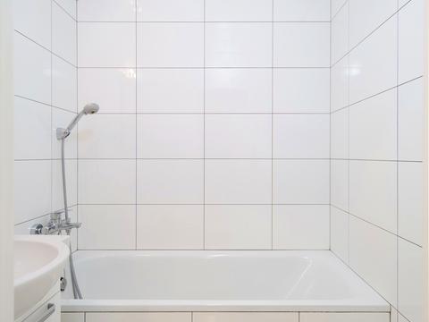 квартира за адресою Автозаводська вул., 61