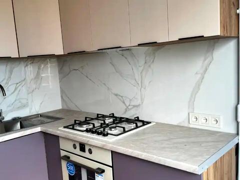 квартира за адресою Добровольців пров., 6