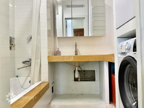 квартира за адресою Драгоманова вул., 10