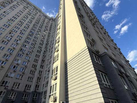 квартира за адресою Драгоманова вул., 10