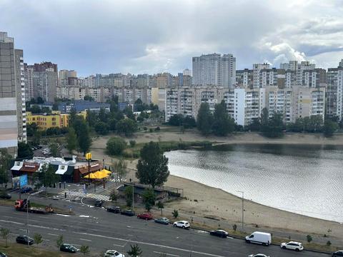 квартира за адресою Київ, Ревуцького вул., 13
