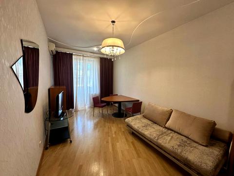 квартира за адресою Білоруська вул., 32