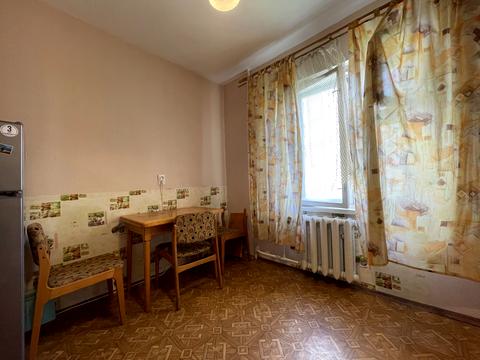 квартира за адресою Лариси Руденко вул., 21-А