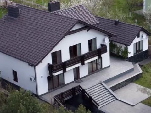 будинок за адресою Лісова вул., 42