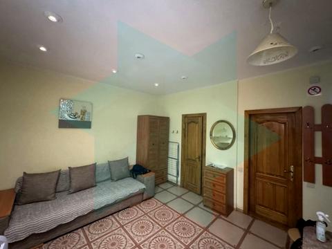 квартира за адресою Олександра Кониського вул. (Володарського), 7
