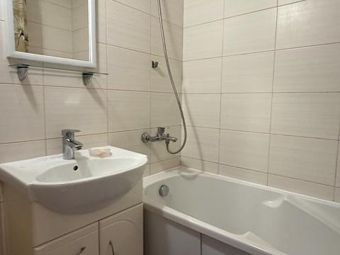 квартира по адресу Рональда Рейгана ул., 3