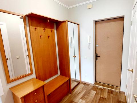 квартира по адресу Червоной Калины просп. (Владимира Маяковского), 8-А