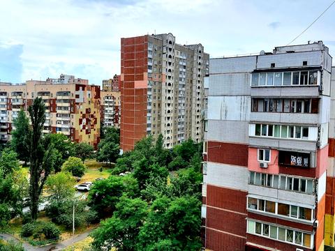 квартира по адресу Червоной Калины просп. (Владимира Маяковского), 8-А