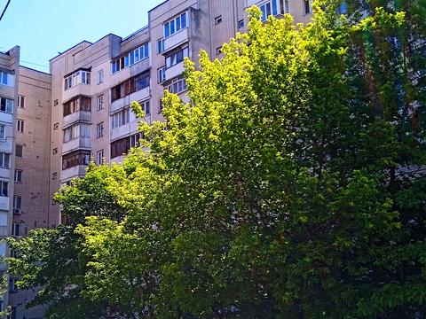 квартира за адресою Автозаводська вул., 5