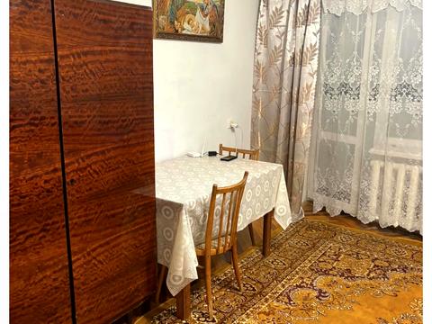 комната по адресу Черновола просп. (700-летия Львова), 95