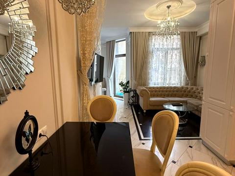 квартира за адресою Львів, Івана Франка вул., 98