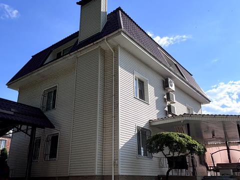 будинок за адресою с. Орлівщина, Низова, 1