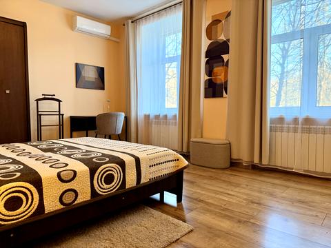 квартира за адресою Інститутська вул., 18