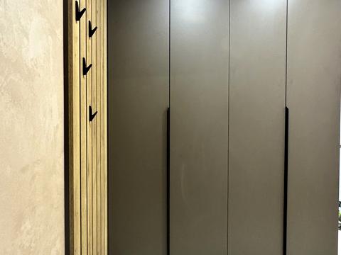 квартира за адресою Краснова вул., 1-Б