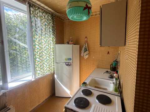 квартира за адресою Перемоги просп., 72б