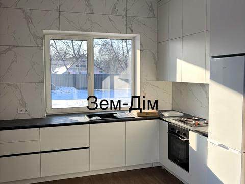 будинок за адресою Вишнева