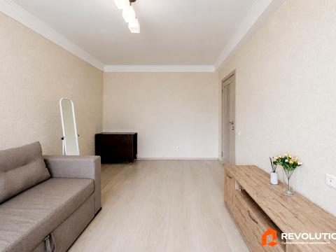 квартира за адресою Зодчих вул., 40