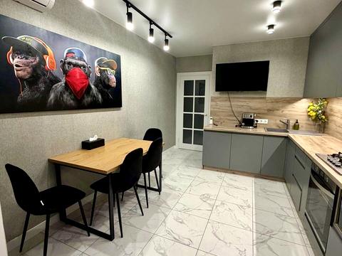 квартира за адресою Співдружності вул., 5