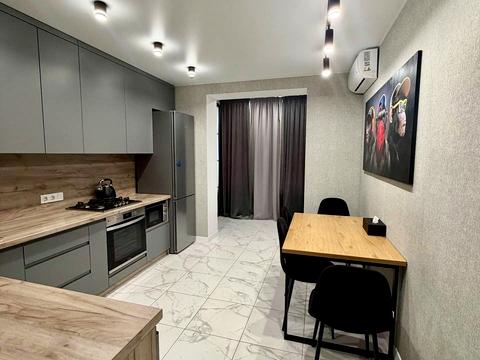 квартира за адресою Співдружності вул., 5