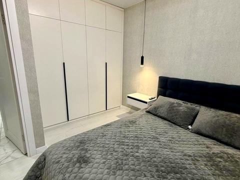 квартира за адресою Співдружності вул., 5