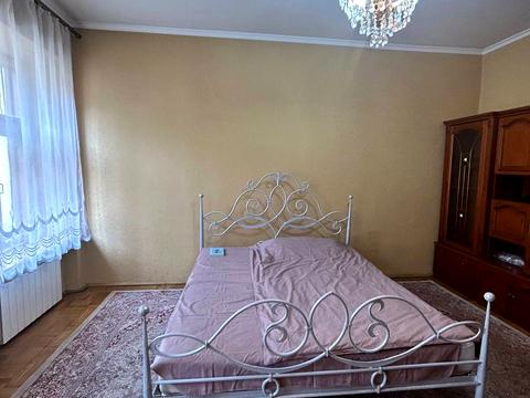 квартира по адресу Гетьмана Дорошенко ул. (Жовтневая), 33