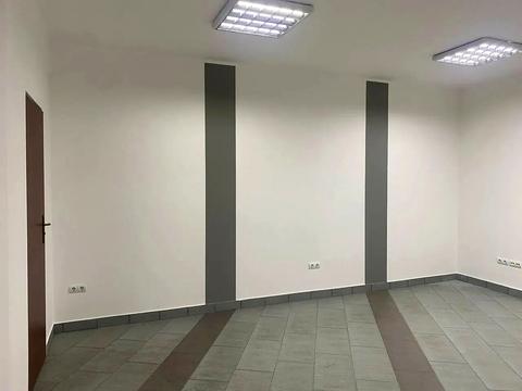 комерційна за адресою Івано-Франківськ, Угорницька вул., 10а