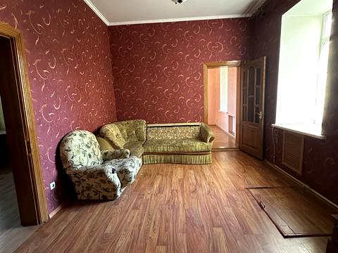 квартира за адресою Щаслива вул. (1 Травня), 12