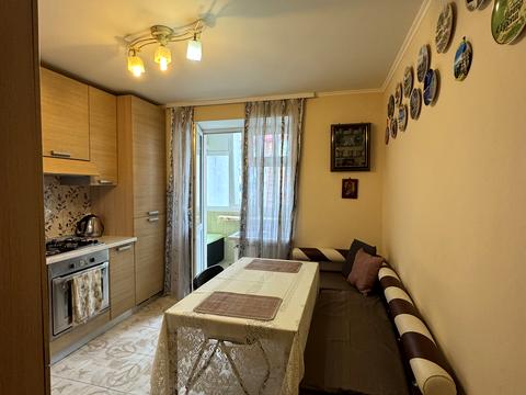 квартира за адресою Лозовецька вул., 8